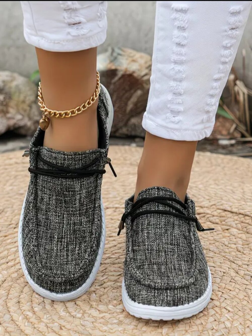New Never Worn Women's Casual Black & White Heathered Canvas Slip-On Loafer, 9.5